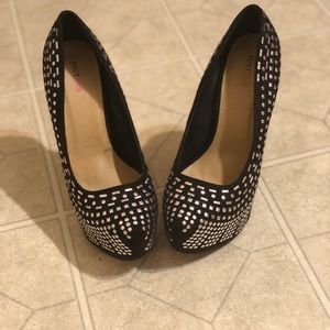 Studded black heels!!!